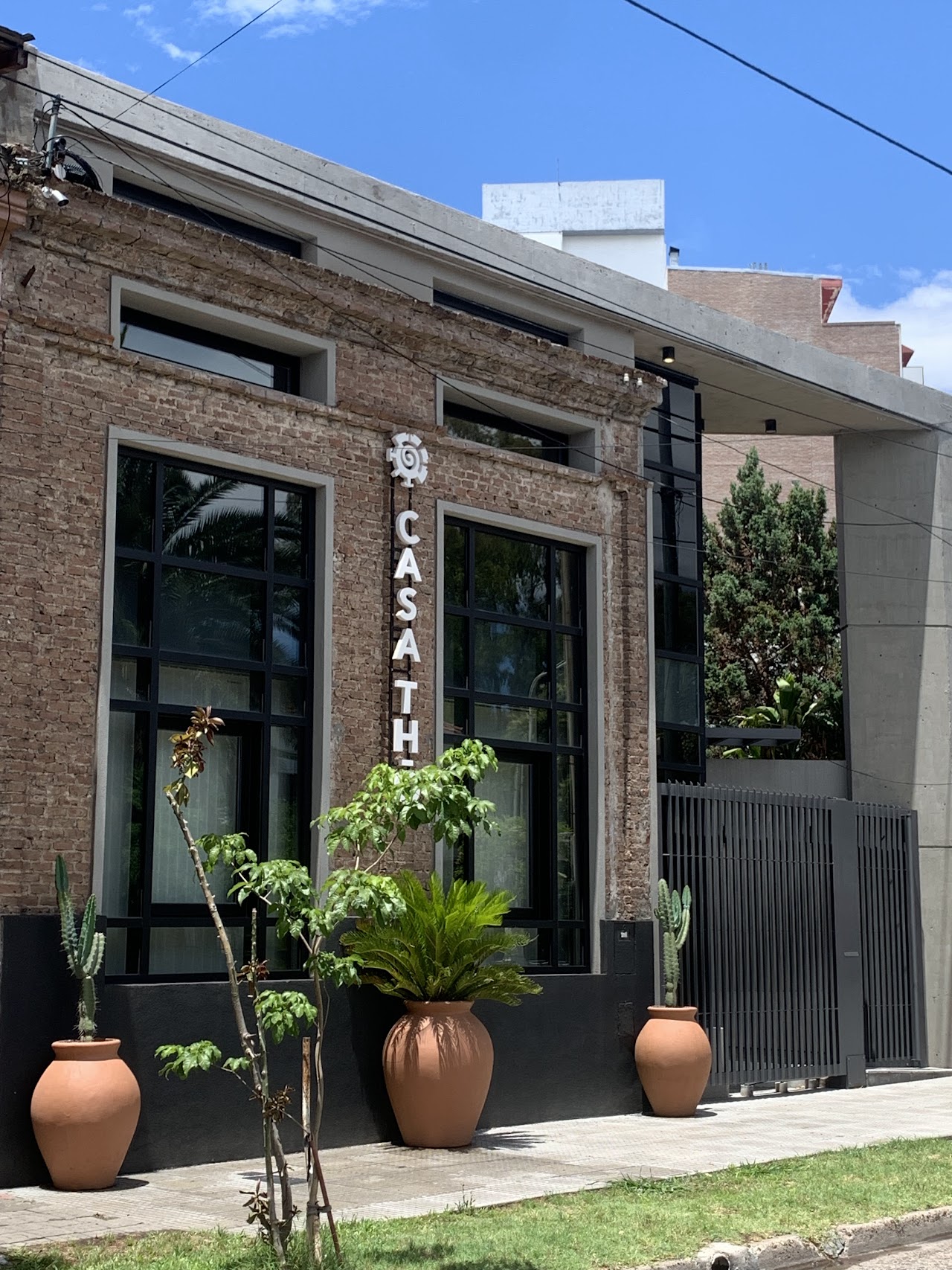 Fachada de Casa Tho medical-spa
